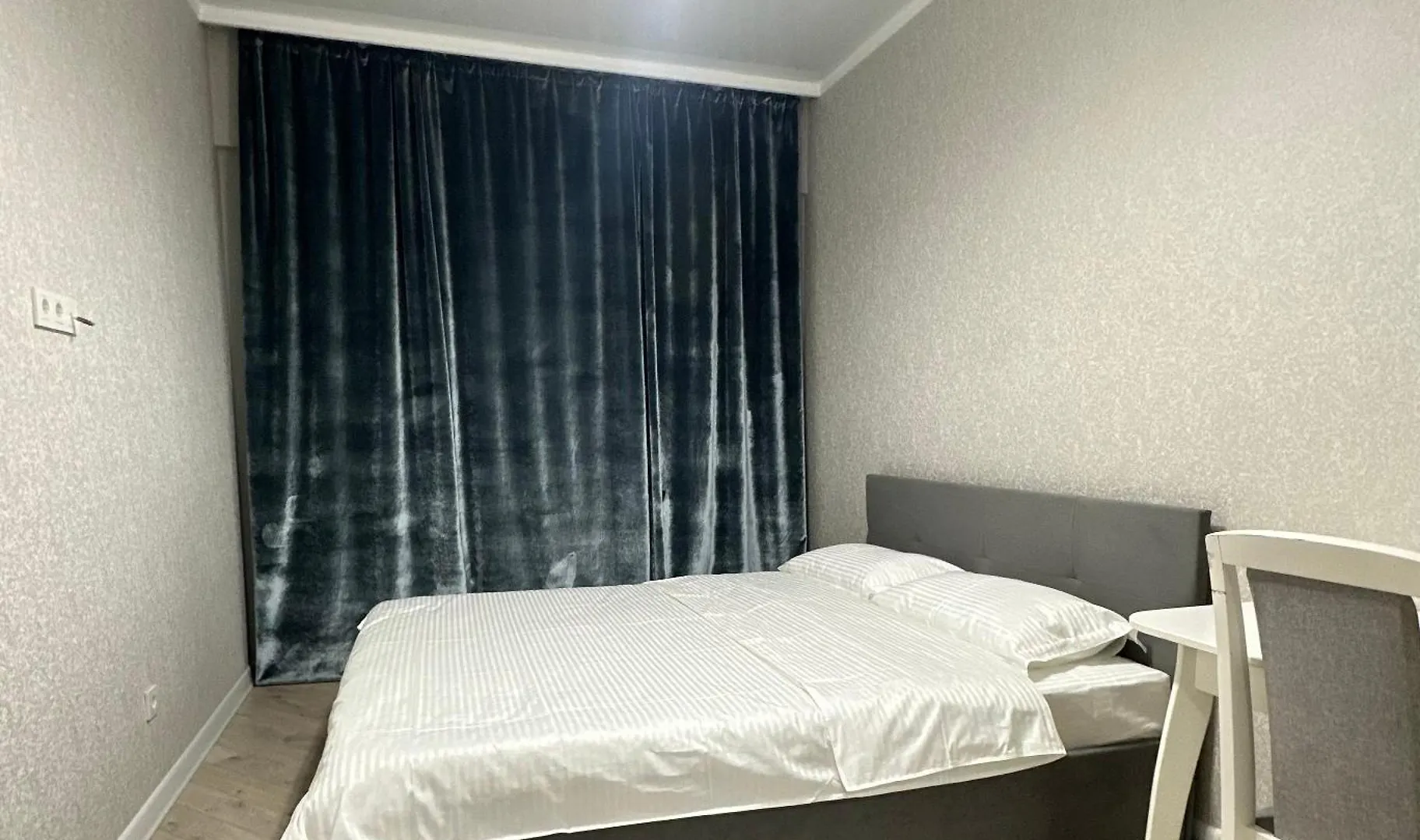 2-Х Комнатная Квартира В Жк Арай С Двумя Гардеробными Almaty Apartment