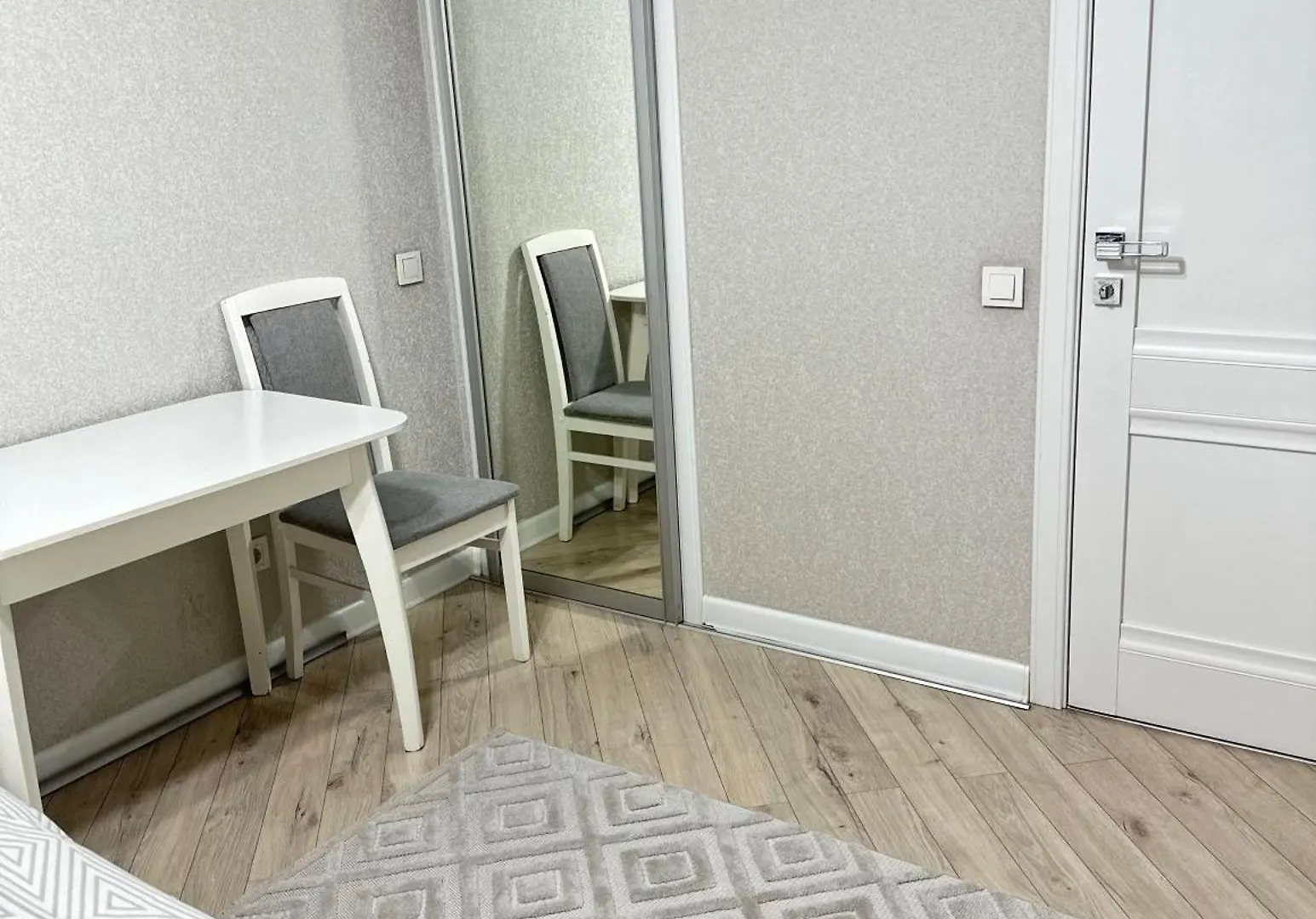 2-Х Комнатная Квартира В Жк Арай С Двумя Гардеробными Almaty